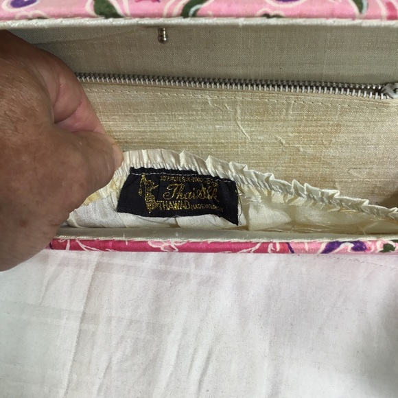 Thaisilk silk clutch purse, NWOT - Picture 5 of 5